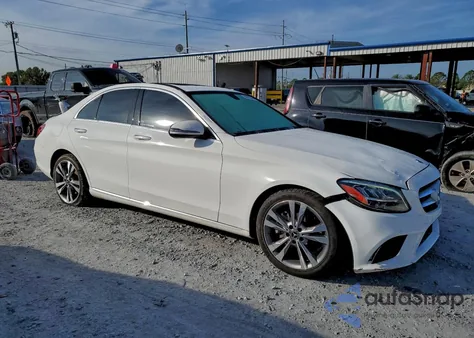 2019 Mercedes-Benz C 300 из США, поврежденный, VIN 55SWF8DB5KU297062